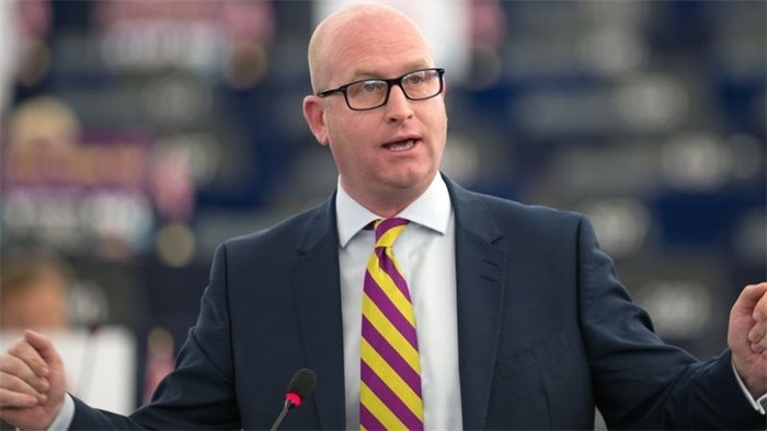 Paul Nuttall could 'depose' Nigel Farage as head of EU group if elected UKIP leader