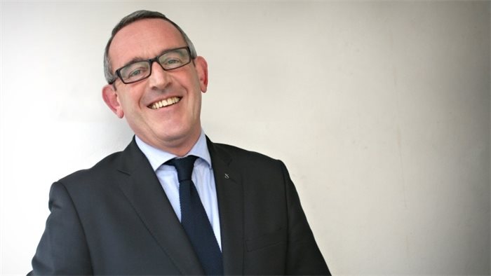 Stewart Hosie becomes SNP deputy leader