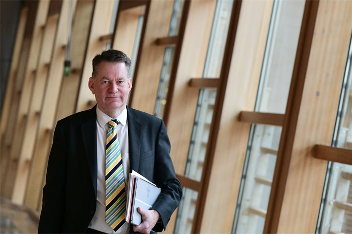 Murdo Fraser enters Scottish Tory leadership contest