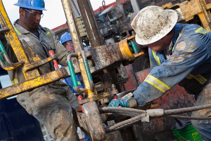 Climate and faith groups call on first minister to oppose new North Sea drilling