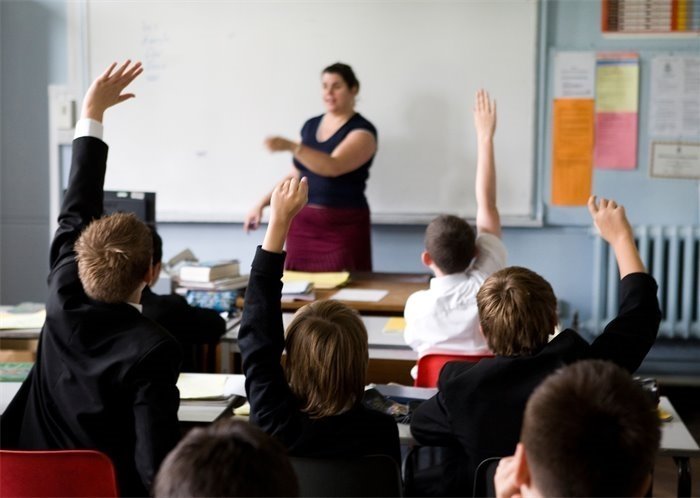 Scottish Government announces new guidance on mobile phone use in schools