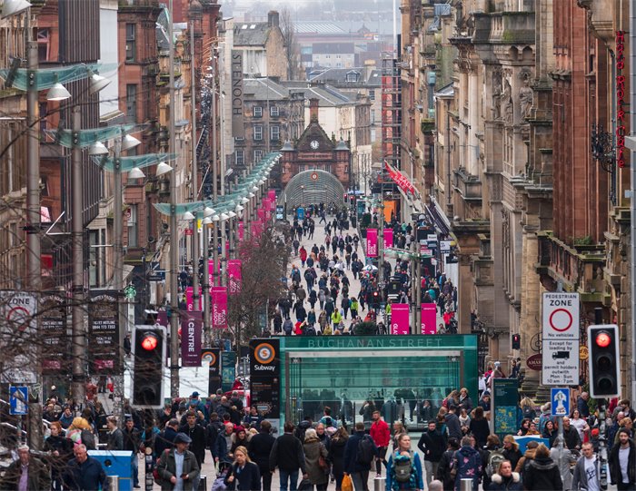 Migration drives Scotland’s fastest population increase since 1940s