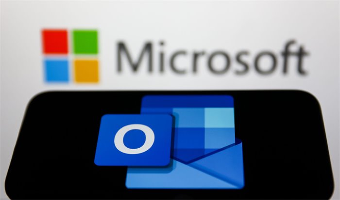 Outlook users still locked out of accounts